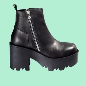 UNIF Rival Boots